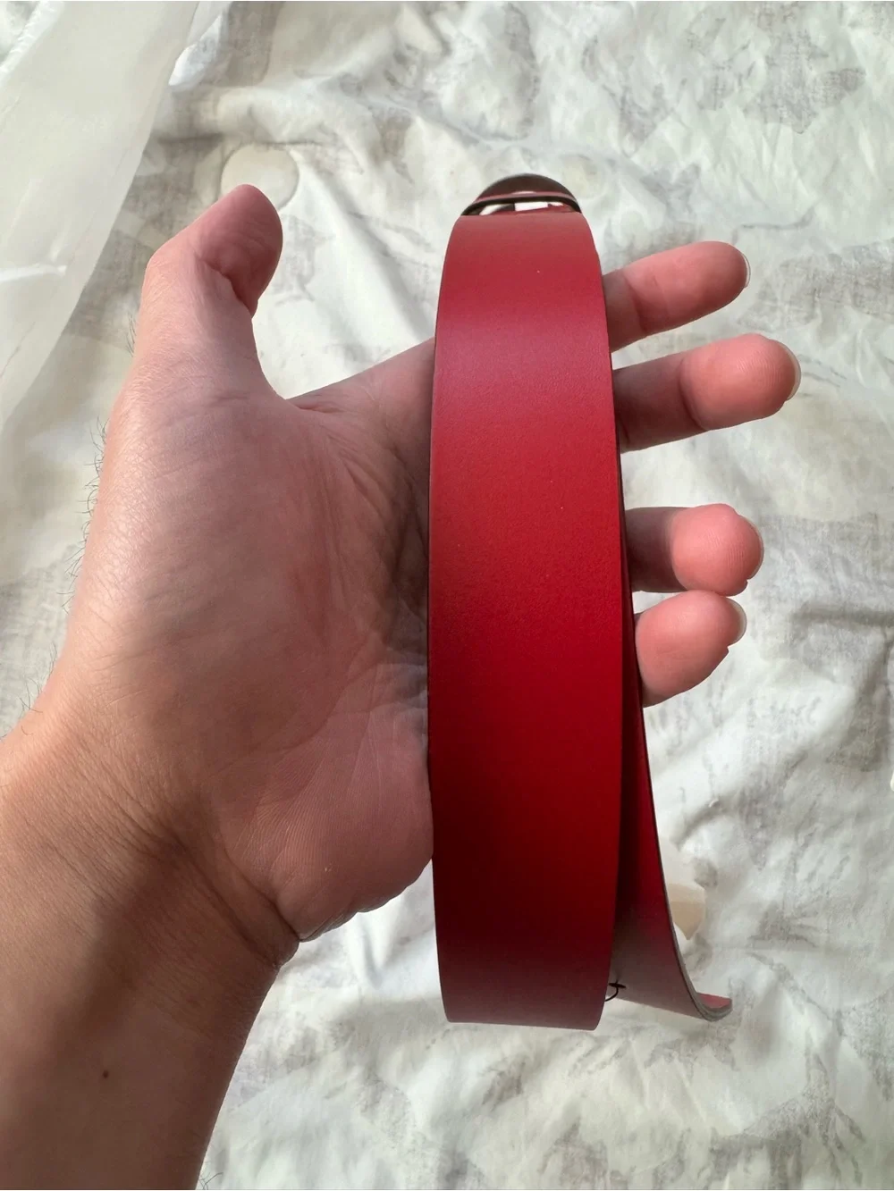 Gucci Red Leather Logo-Stamped Belt Strap